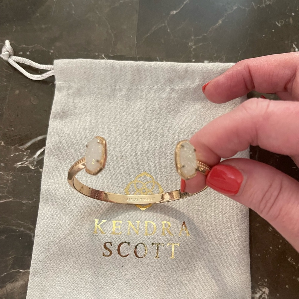 Kendra Scott bracelet